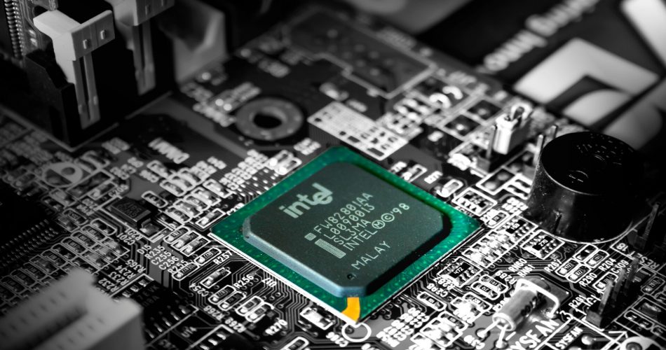 AMD vs Intel Mana yang Lebih Unggul untuk Laptop Kamu