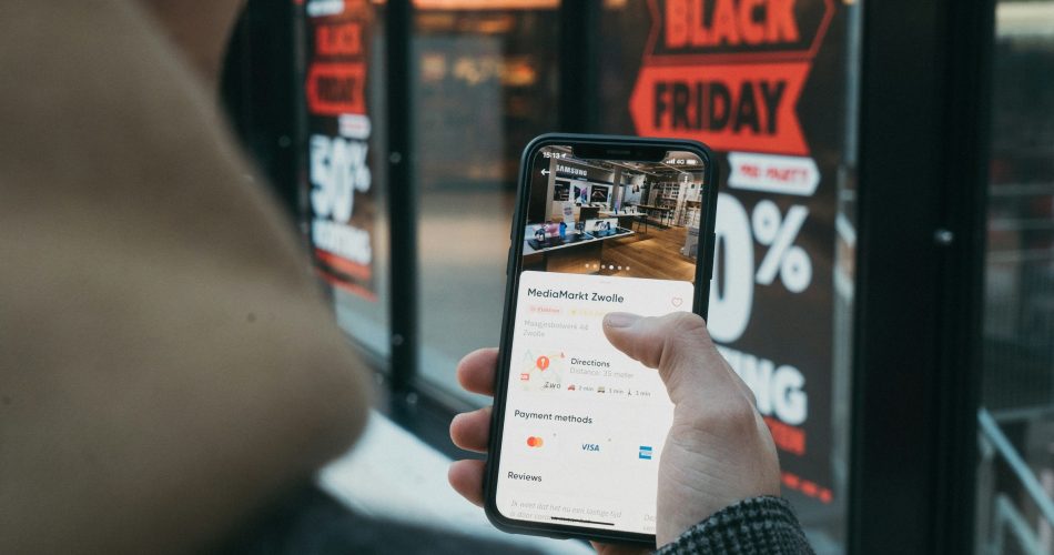 Apa Saja Manfaat AI untuk E-commerce?