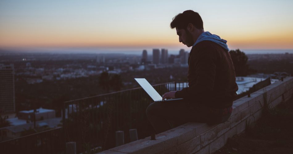 Tips-Jitu-Cara-Kerja-Remote-dan-Mendapatkan-Klien-Luar-Negeri