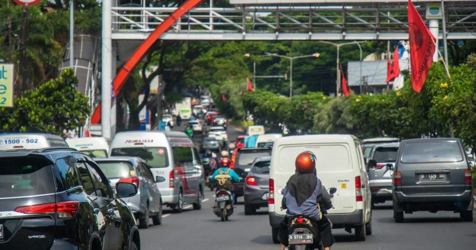 Tips Mudik Aman Jangan Lupa Cek Mobil & HP Biar Lancar!