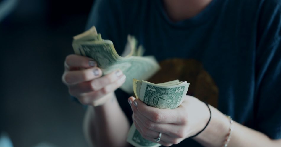 6 Tips Mengatur Keuangan ala Bill Gates