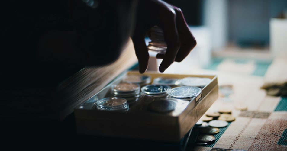 Tips Mengatur Keuangan ala Robert Kiyosaki untuk Gen Z