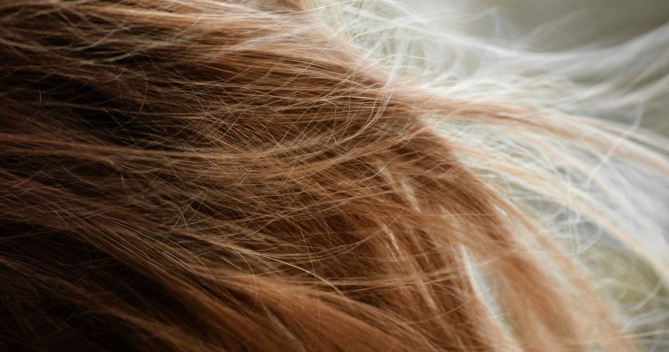 Cara Merawat Rambut dan Melindungi dari Kerusakan Saat Tidur
