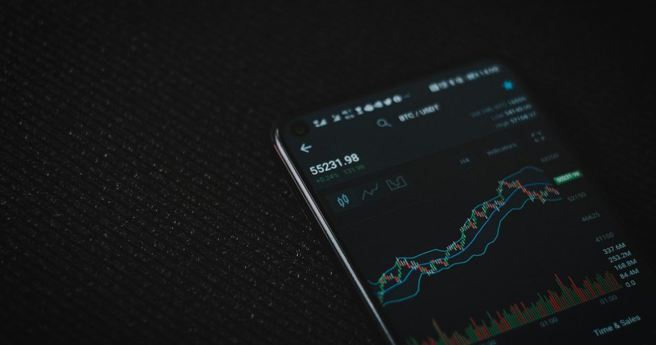 Harga Bitcoin Nyaris Cetak Rekor , TRUMP Token Ikutan Panas!