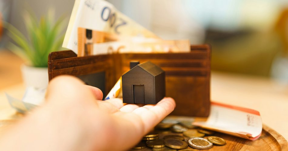 8 Tips Frugal Living untuk Keluarga Menengah