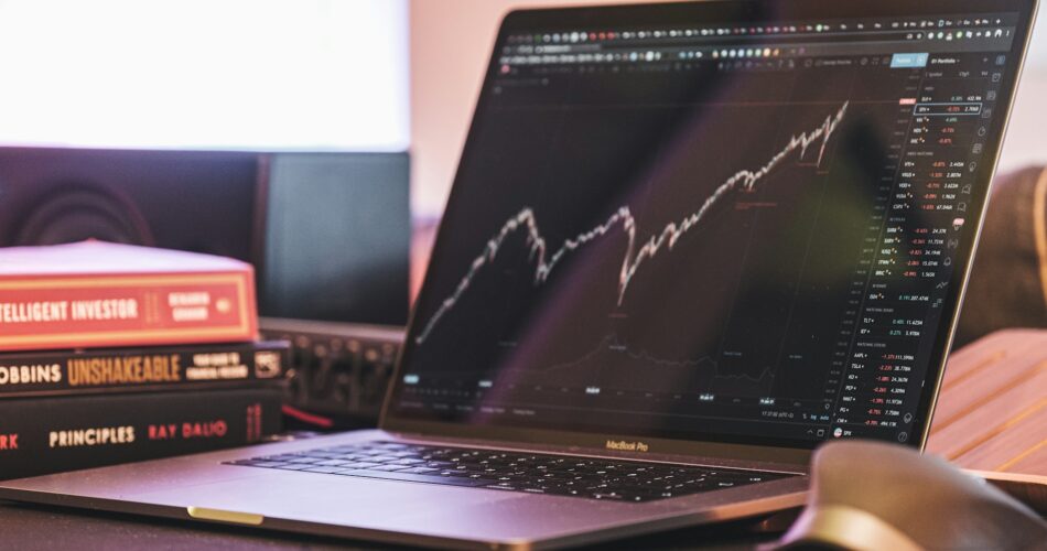 Waspada! Tiga Saham Ini Masuk Daftar UMA BEI