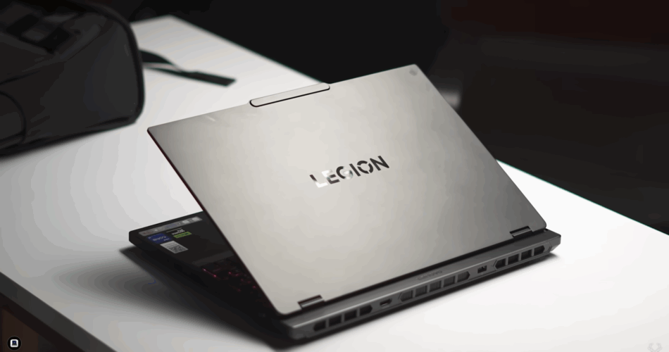 Lenovo Legion 5 (15AKP10), Laptop Gaming untuk 2025