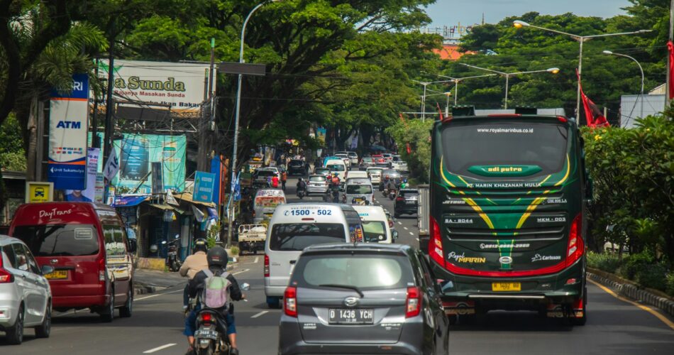 Mau Mudik Aman dan Lancar Cek Coolant Mobil Dulu!