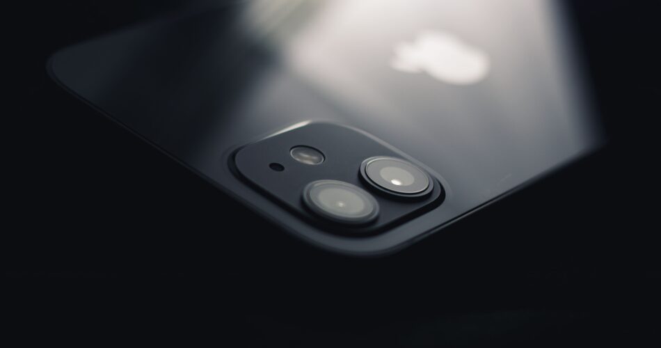 Android vs iOS di 2026: Mana yang Sebenarnya Lebih Unggul?