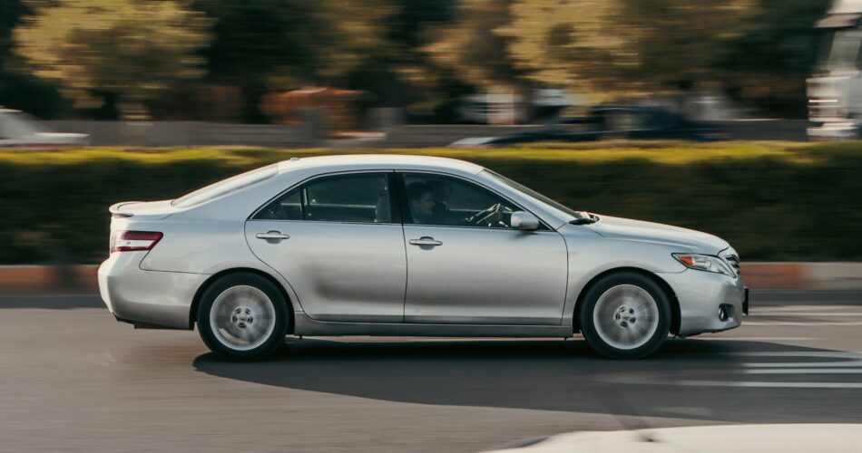 Toyota Vios vs Honda City: Adu Performa, Fitur, dan Kenyamanan