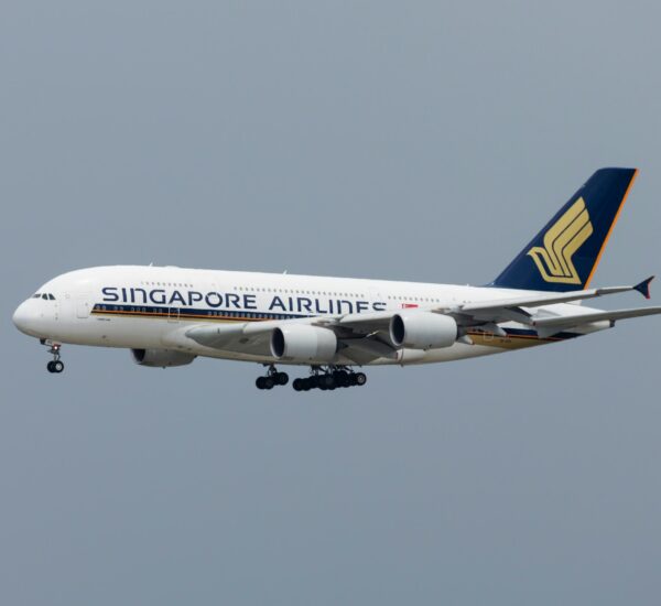 Singapore Airlines vs Garuda Indonesia, Kok Bisa Jomplang?